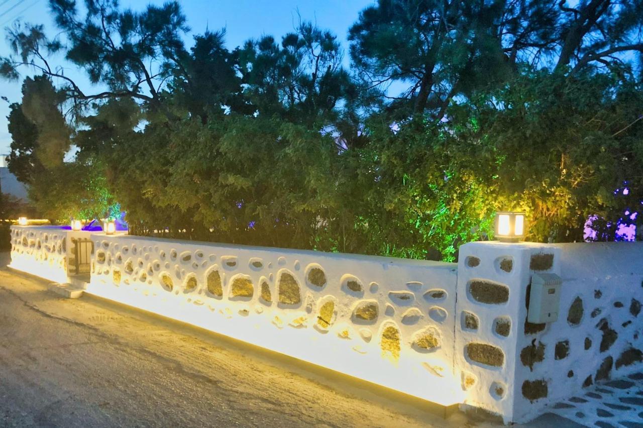 Eleven Rooms Mykonos Town Exterior photo